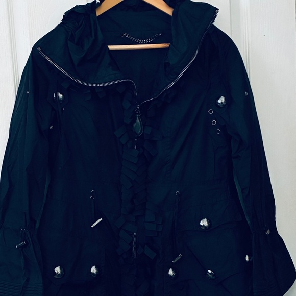 Burberry Trench Coat - Picture 1 of 10